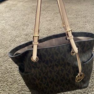 MK purse